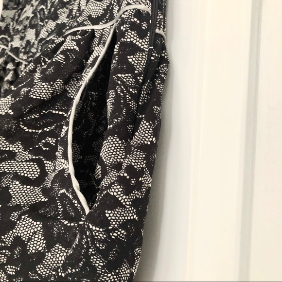 Lace Printed Shorts - Picture 4 of 7